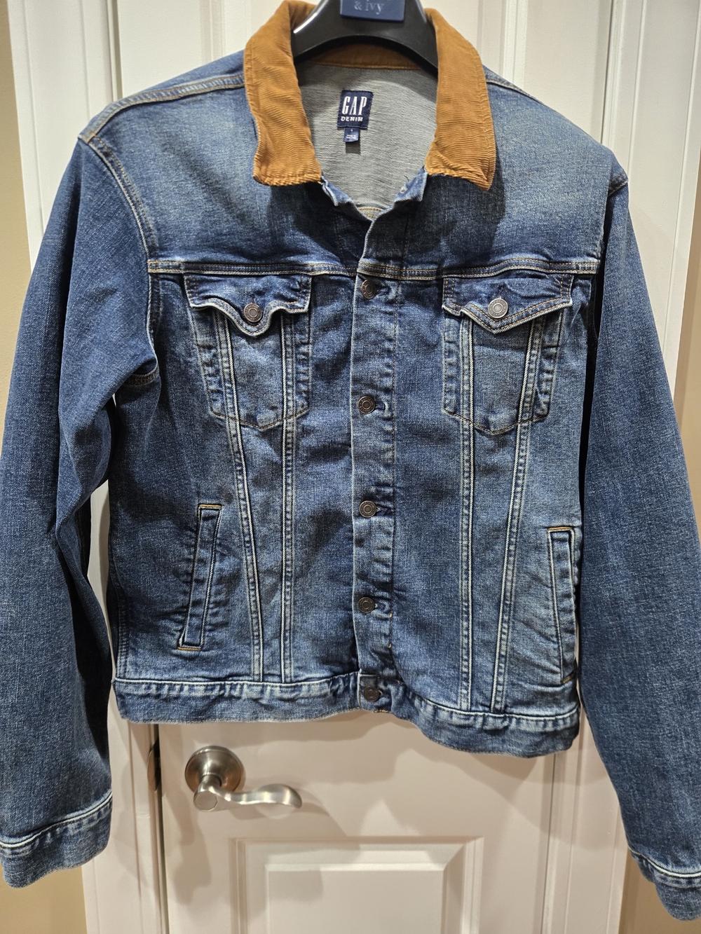 GAP Men's Blue Denim Jacket with Brown Corduroy Collar